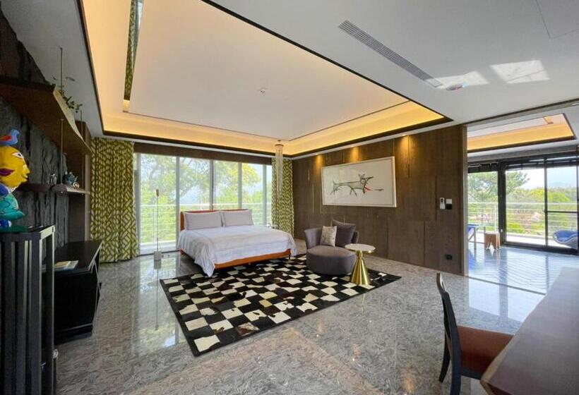 استراحتگاه The Forest Museum