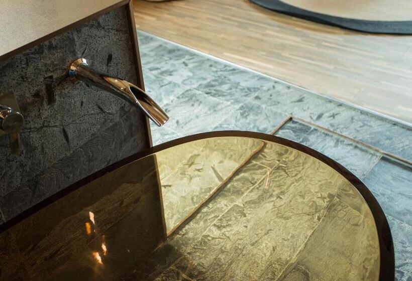 استراحتگاه The Forest Museum