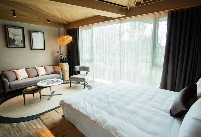 استراحتگاه The Forest Museum