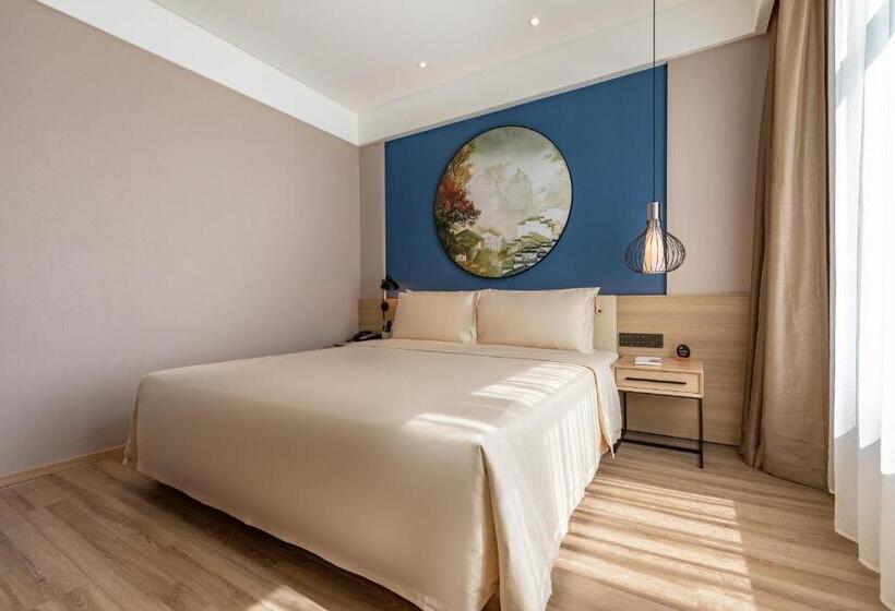 Atour Light Hotel Jinan International Covention Centre