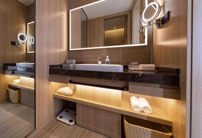 Atour Light Hotel Jinan International Covention Centre