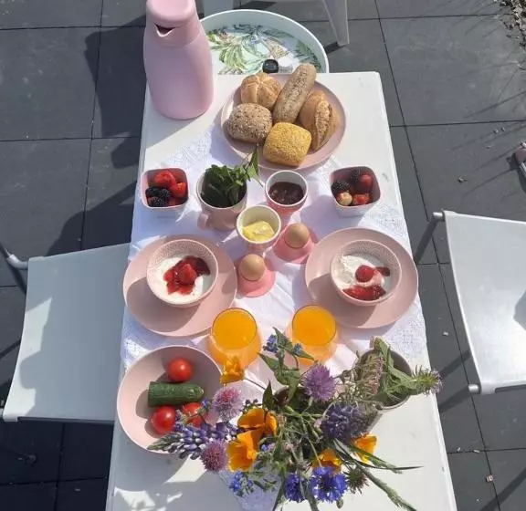 Aamiaismajoitus (B&B) De Tulp