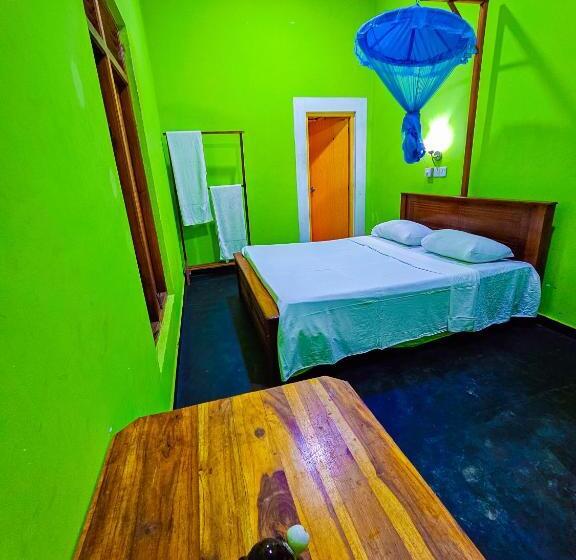 Bed and Breakfast Share Safari Paradise