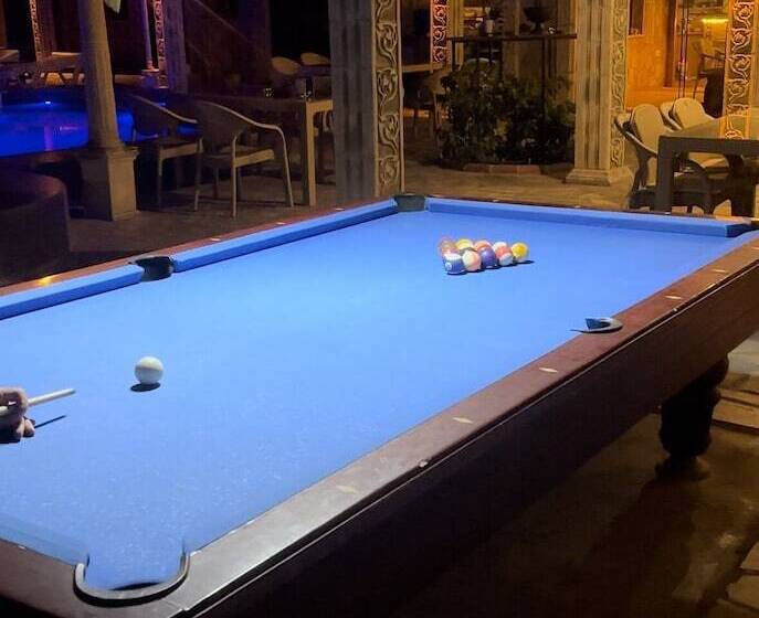 Efes Hidden Garden Resort Otel