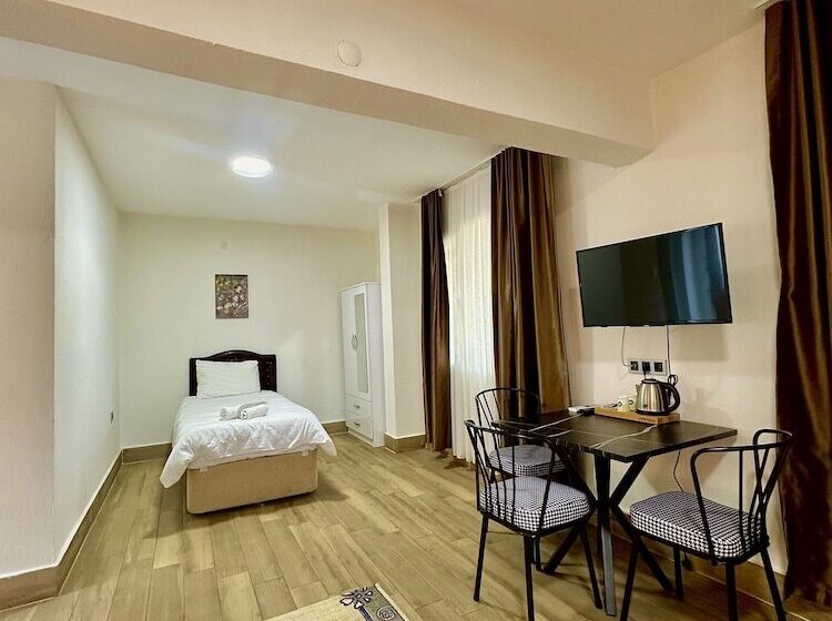 Efes Hidden Garden Resort Otel