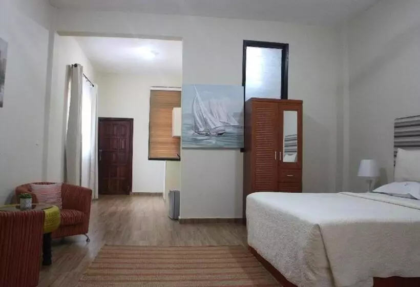 ホテル Cliffhaven Beach Resort