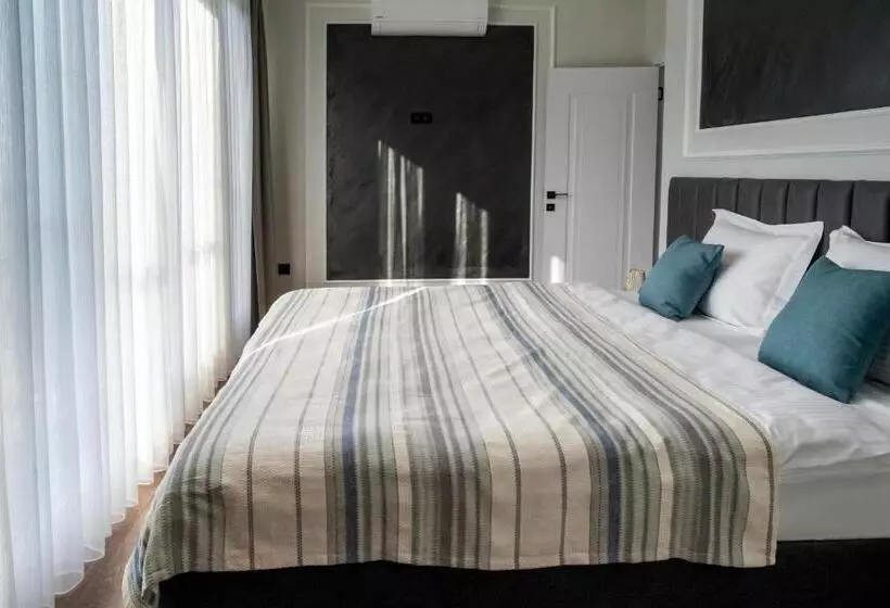 Hotelli Luna Residence