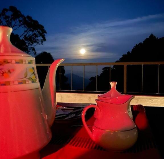 هتل Rock N Fall Nature Resort