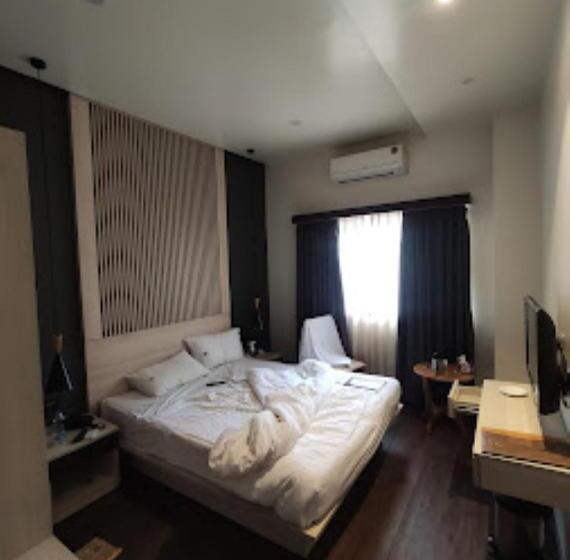 Otel The Royal Palace , Vashi