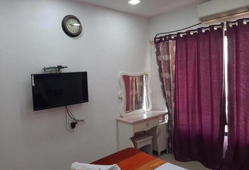 Otel The Royal Palace , Vashi