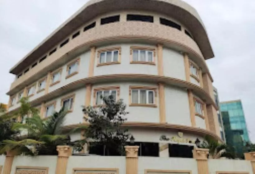 ホテル The Royal Palace , Vashi