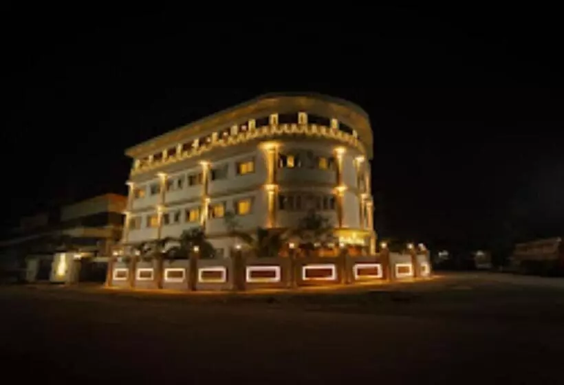 ホテル The Royal Palace , Vashi