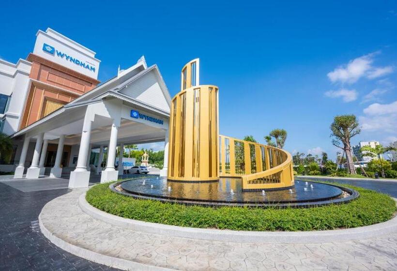 Hotel Wyndham Jomtien Pattaya