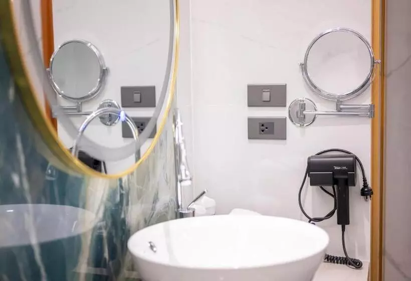 Hotelli Wyndham Jomtien Pattaya