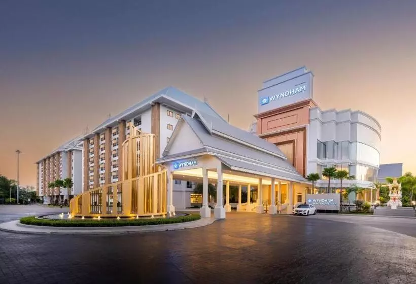 Hotelli Wyndham Jomtien Pattaya