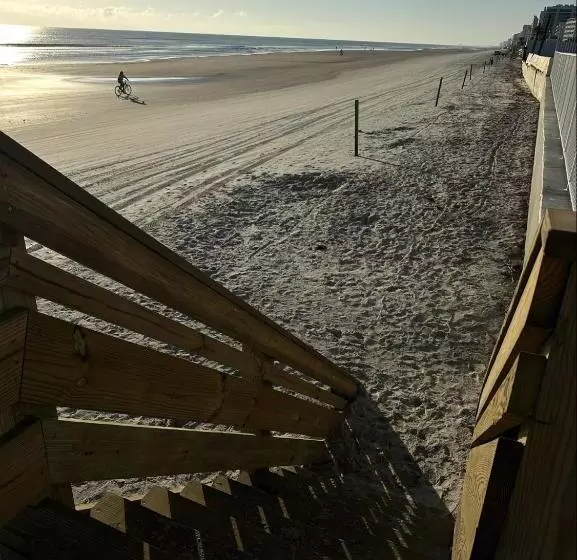 Ocean Front Condo On The Beach
