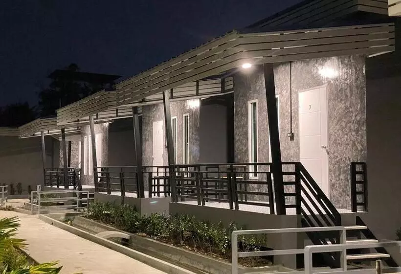 Majatalo บ้านไร่แสงจันทร์ รีสอร์ท