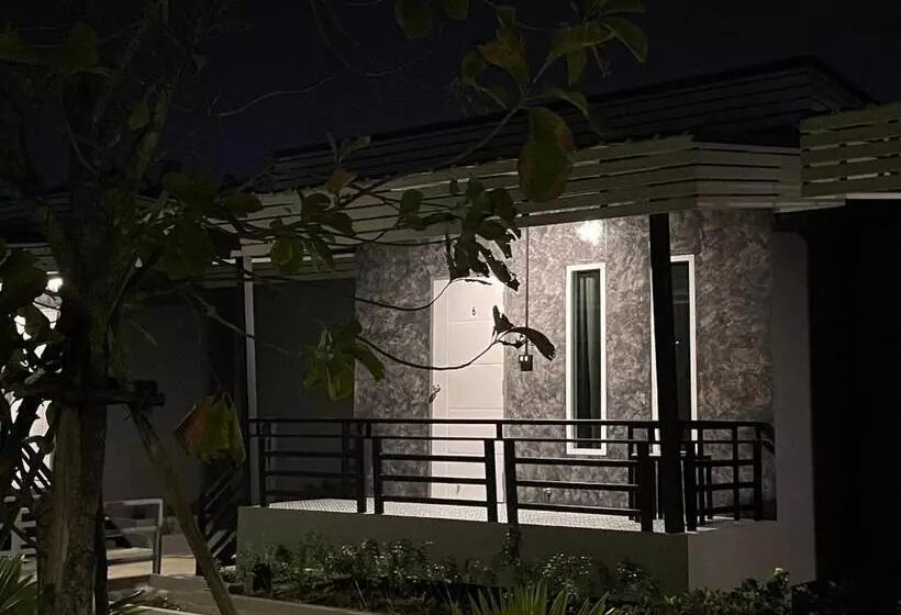 Majatalo บ้านไร่แสงจันทร์ รีสอร์ท