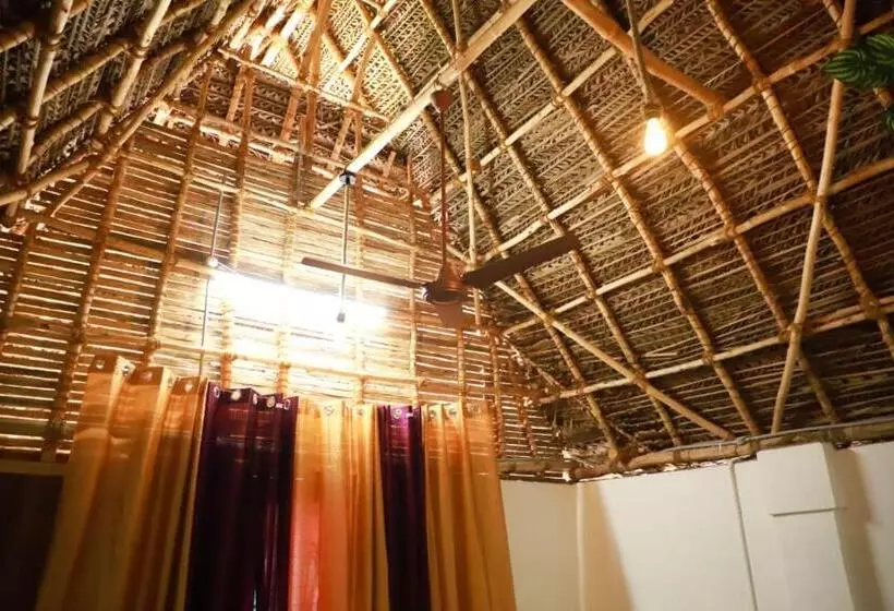 پانسیون Bhuthaa Cottage Stay