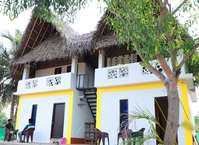 پانسیون Bhuthaa Cottage Stay