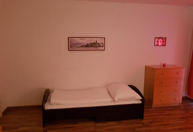 هاستل Cumberland Apartment