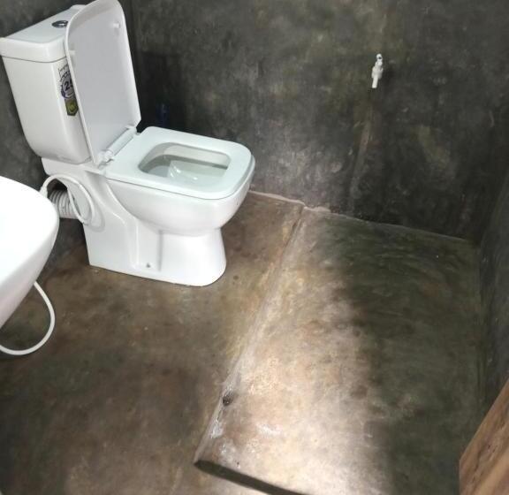 Bed and Breakfast Nuwantha Surf House