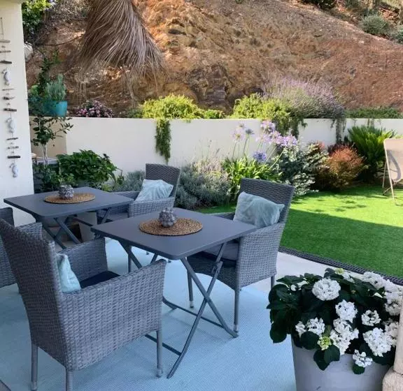 Aamiaismajoitus (B&B) Suite Dans Un Petit Paradis