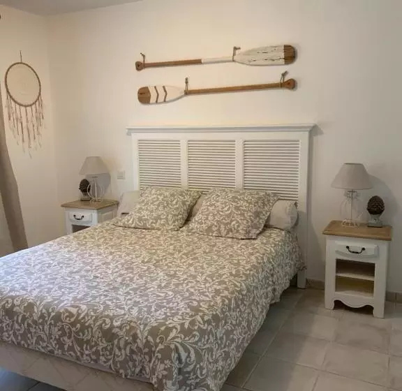 Aamiaismajoitus (B&B) Suite Dans Un Petit Paradis