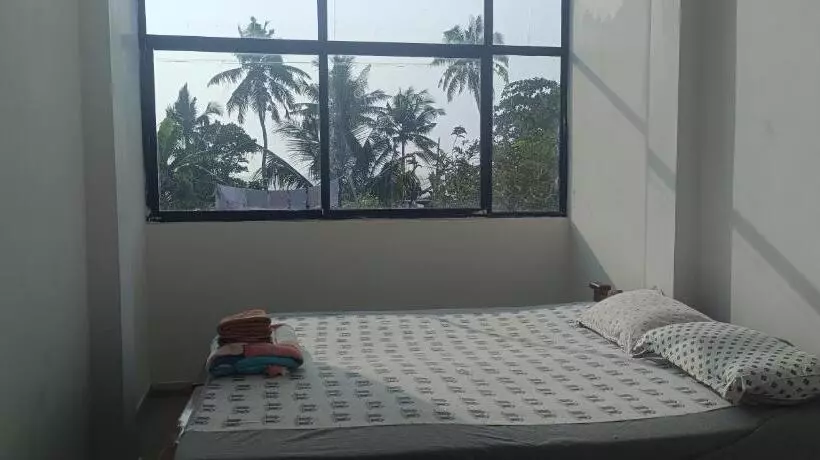 ホテル Beach Vibe Hostel