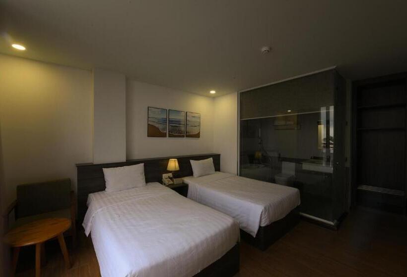 هتل Chiic House 5   Khách Sạn Tình Yêu