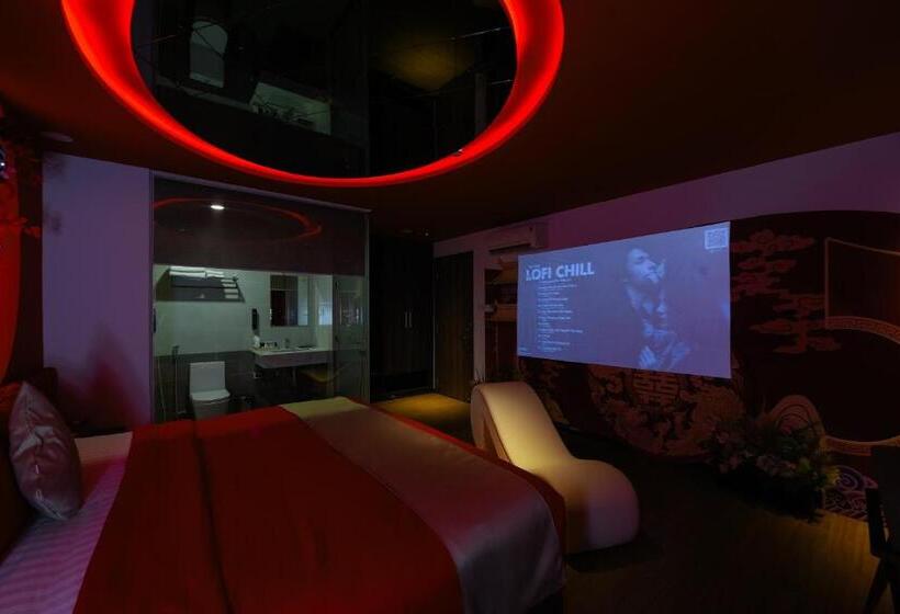 هتل Chiic House 5   Khách Sạn Tình Yêu