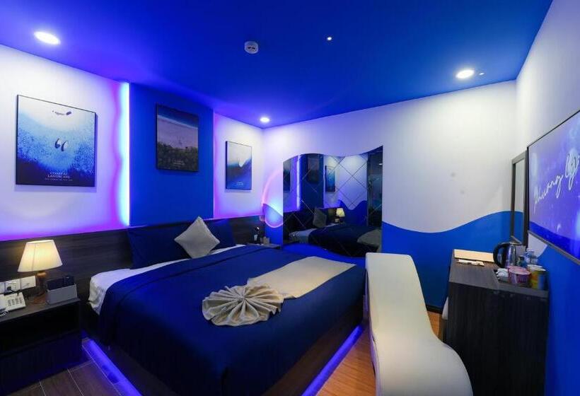 هتل Chiic House 5   Khách Sạn Tình Yêu