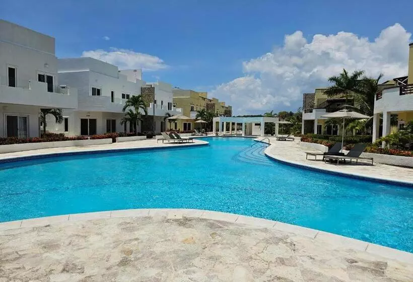 هتل Las Palmas Joliet