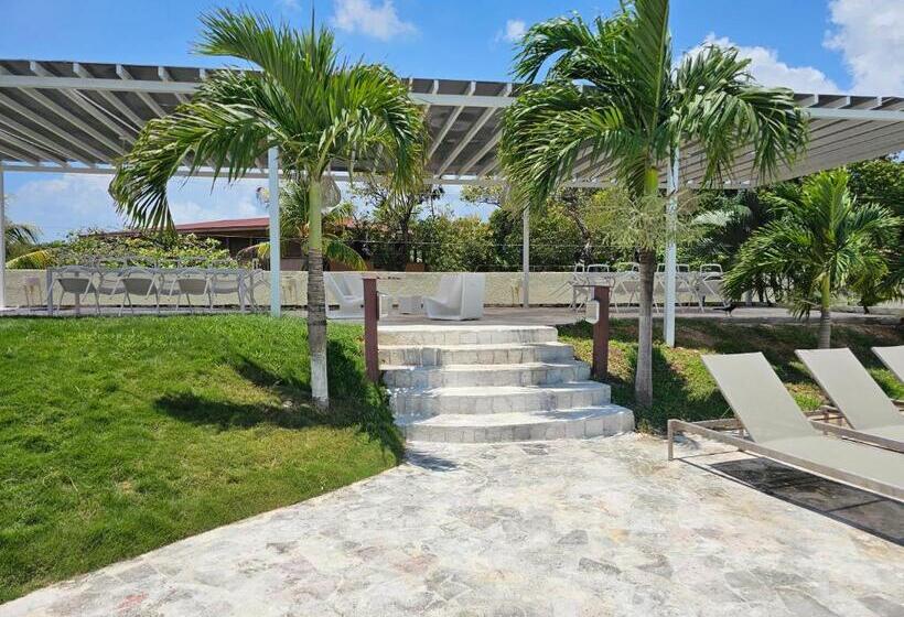 هتل Las Palmas Joliet