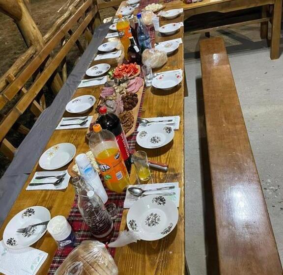 Pensão Cabana Bradu Moșului