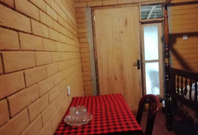 بنسيون Jungle Clay House Mirissa