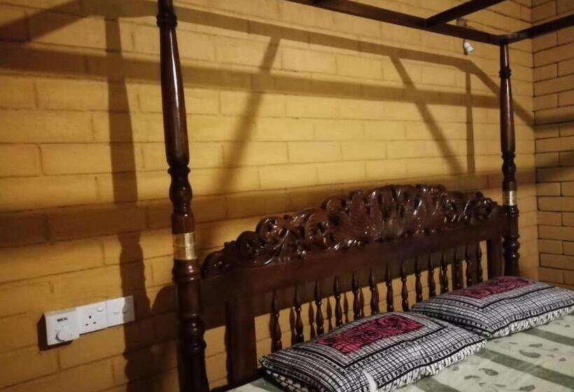 بنسيون Jungle Clay House Mirissa