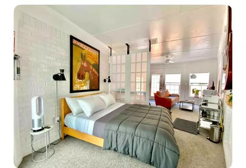 ペンション Toadhaus Studio In Quiet Residential Neighborhood Athens