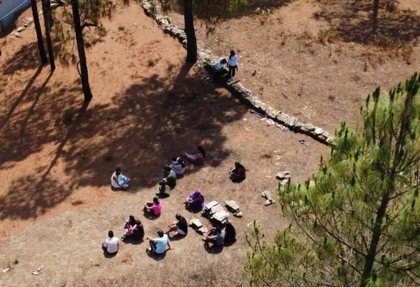 Lomakeskus Shiv Forest Villas