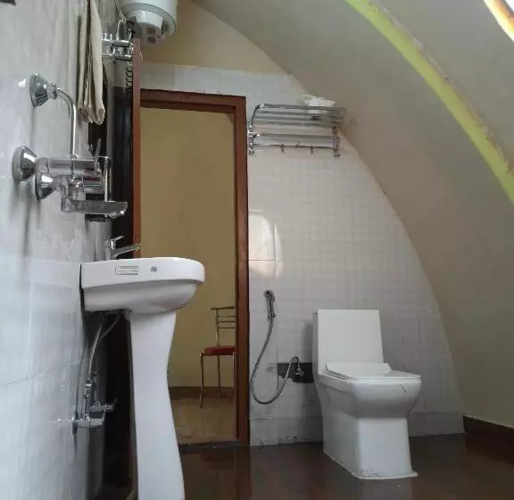 Lomakeskus Shiv Forest Villas