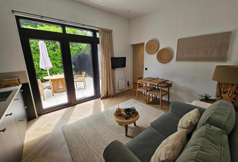 Bed And Breakfast Bij Ons In Het Bos