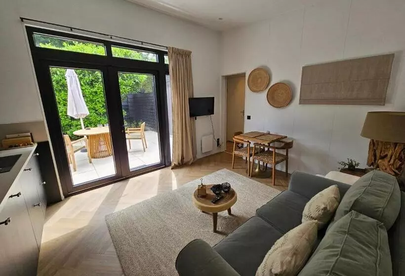 Bed And Breakfast Bij Ons In Het Bos