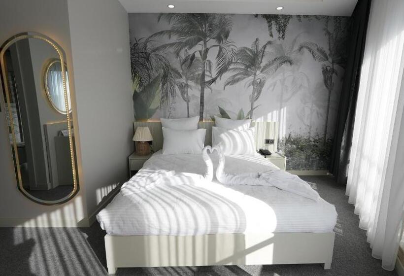 Carti̇er Luxury Otel