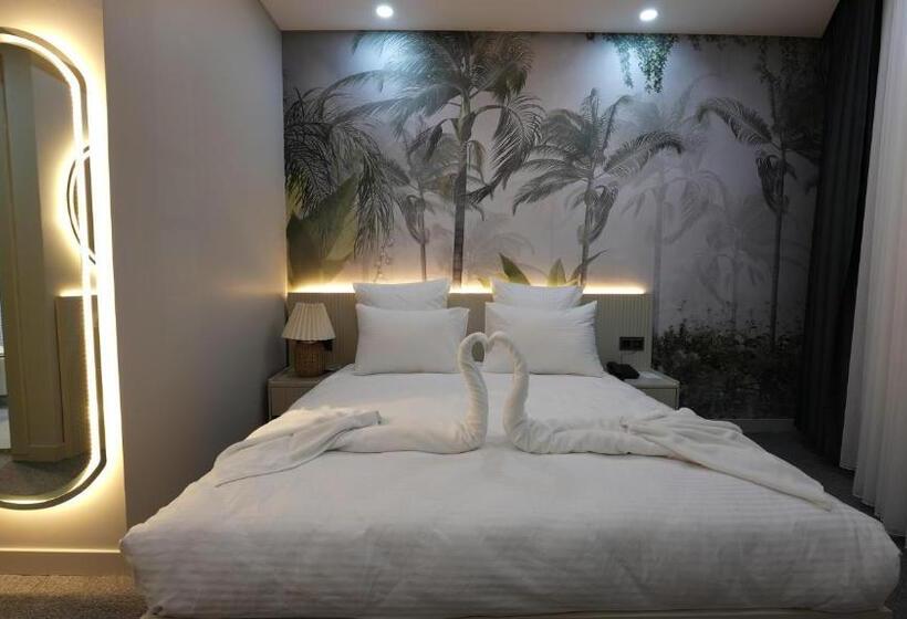 Carti̇er Luxury Otel