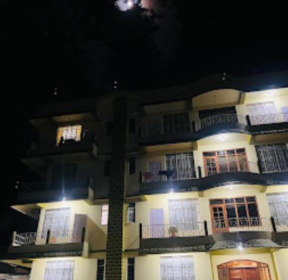 Hotell Dameki Guest House , Shillong
