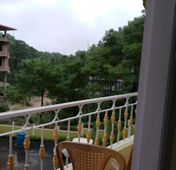 Hotell Dameki Guest House , Shillong