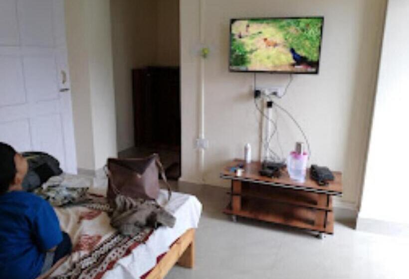 Hotell Dameki Guest House , Shillong