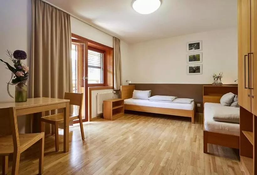 Hotelli Fast Ossiach