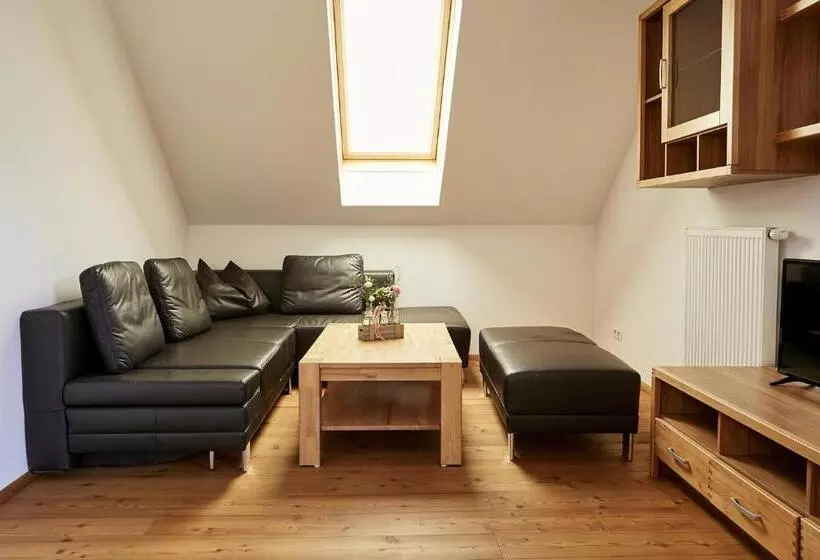 Hotelli Fast Ossiach