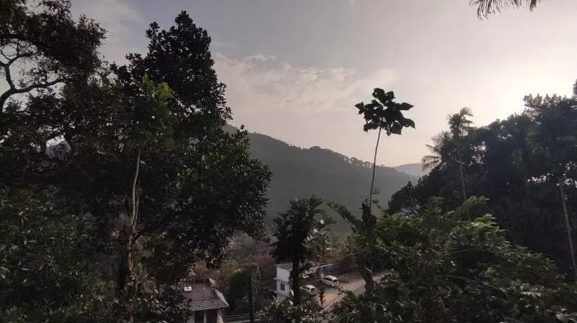 Hotelli Koonamparayil Home Stay Munnar Anaviratty Family Only
